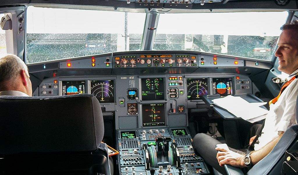 A319 aircraft pilots