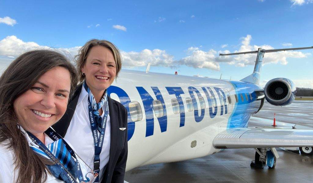 Contour Air Pilot aircraft crew