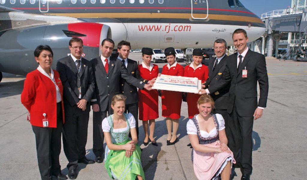 royal jordanian aircraft crew
