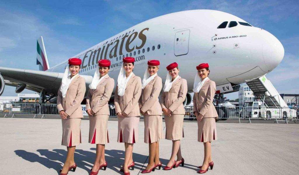 emirates aircraft crew