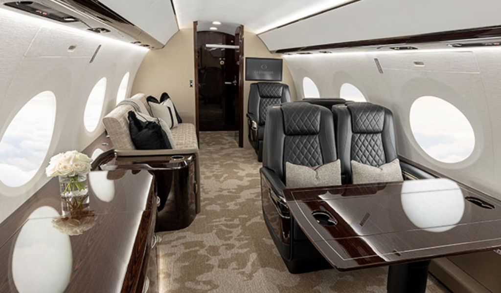 gulfstream g-viii aircraft inside
