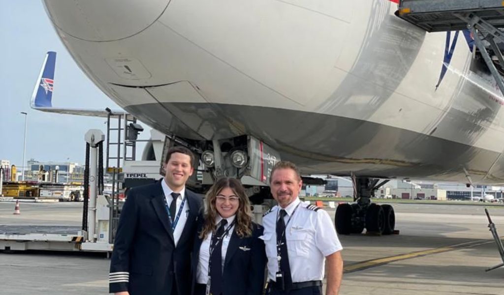 Amerijet aircraft crew team