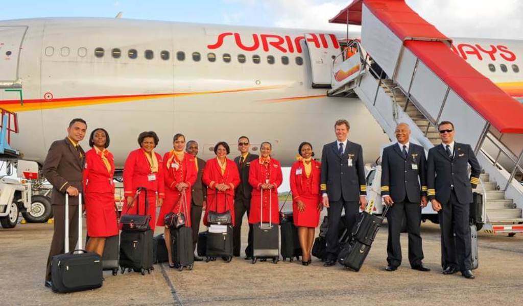 surinam airways aircraft crew