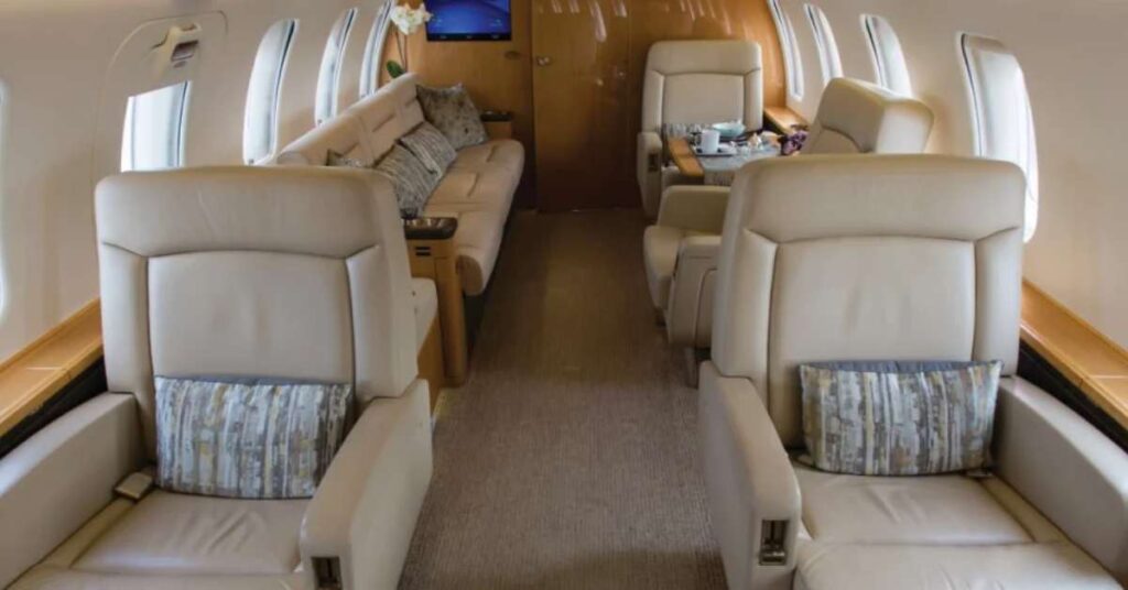 CL600 aircraft