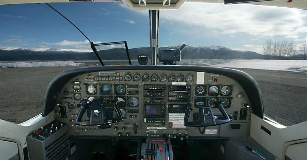 208 Caravan cockpit