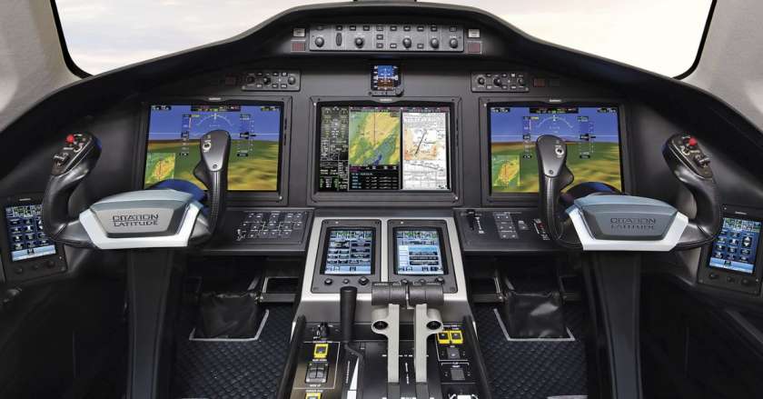cessna citation latitude cockpit