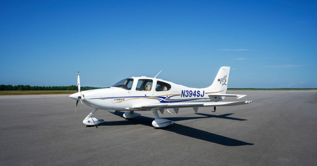 Cirrus SR22